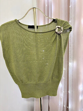 Green Crew Neck Sweater Like New